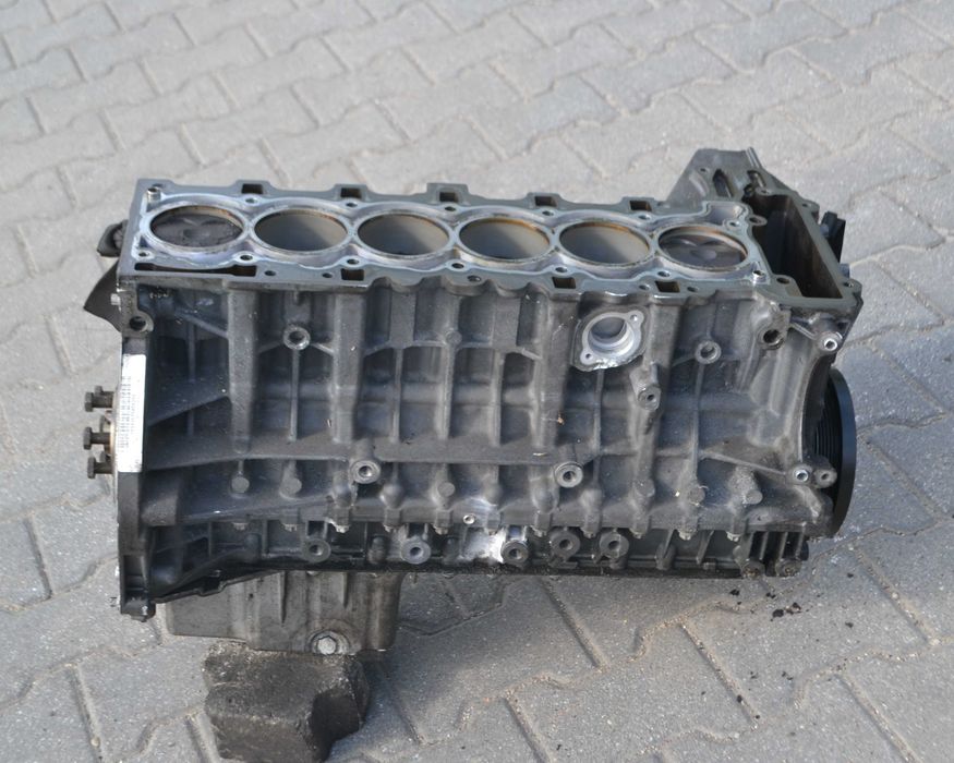 Dół Silnika  Blok , wał korbowy  Tłoki BMW E90 2.5i N52