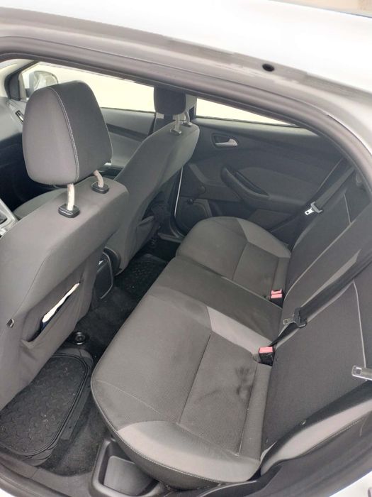Ford Focus 1.6 TDCI 2014 - Económico - Bom estado