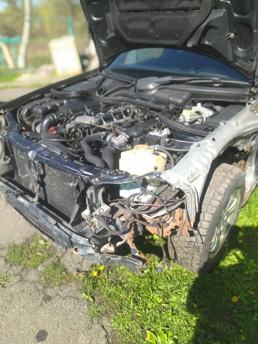 Mercedes benz w210 2000