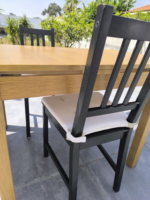 Mesa extensível e cadeiras IKEA