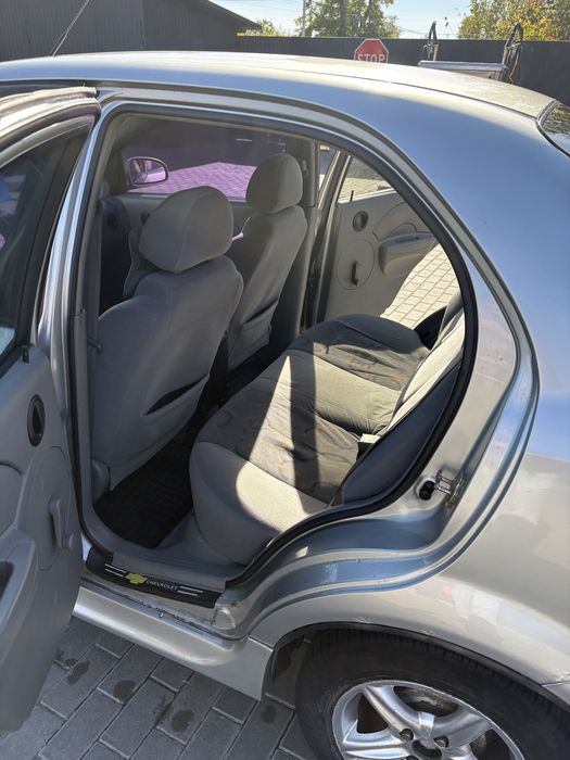 Продам автомобіль Chevrolet Aveo 2005