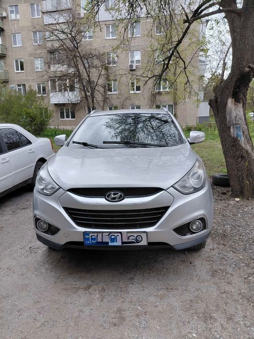 Продаж авто бу 2010