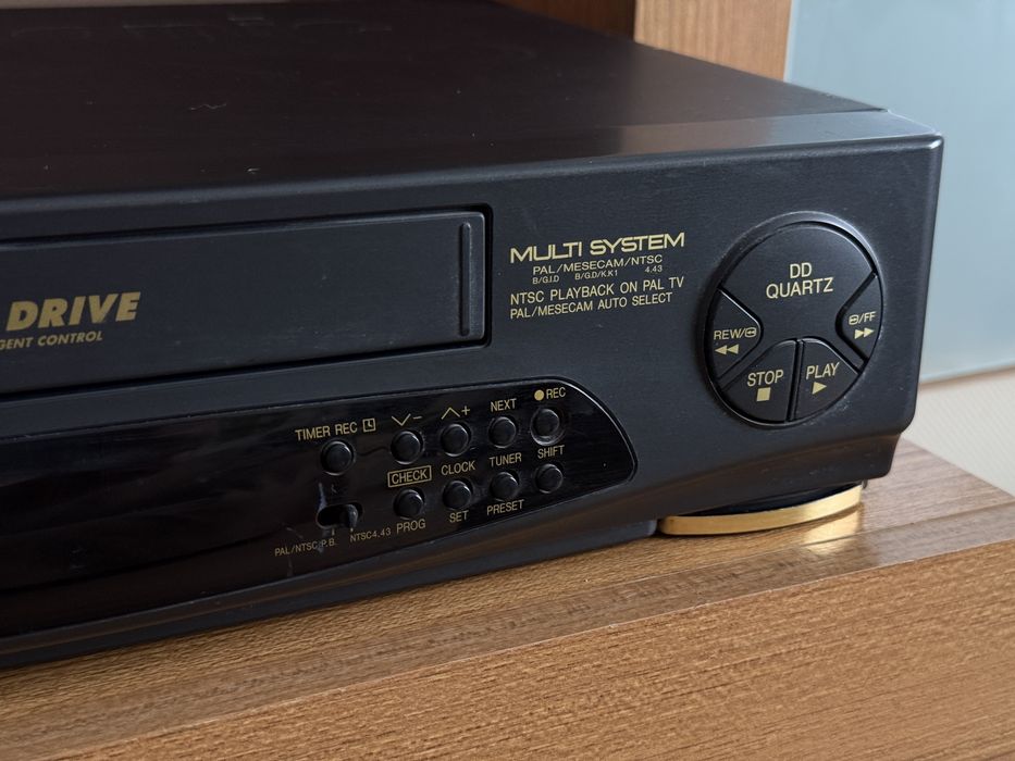 Відеомагнітофон Panasonic NV-SD205 (VHS)