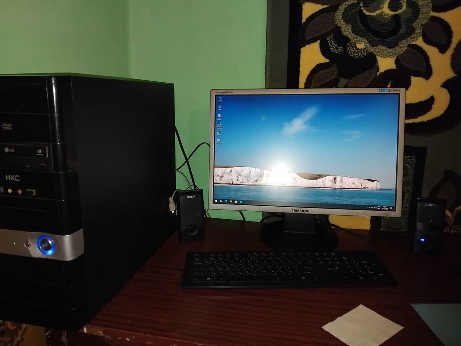 Комп'ютер. ПК настільний.