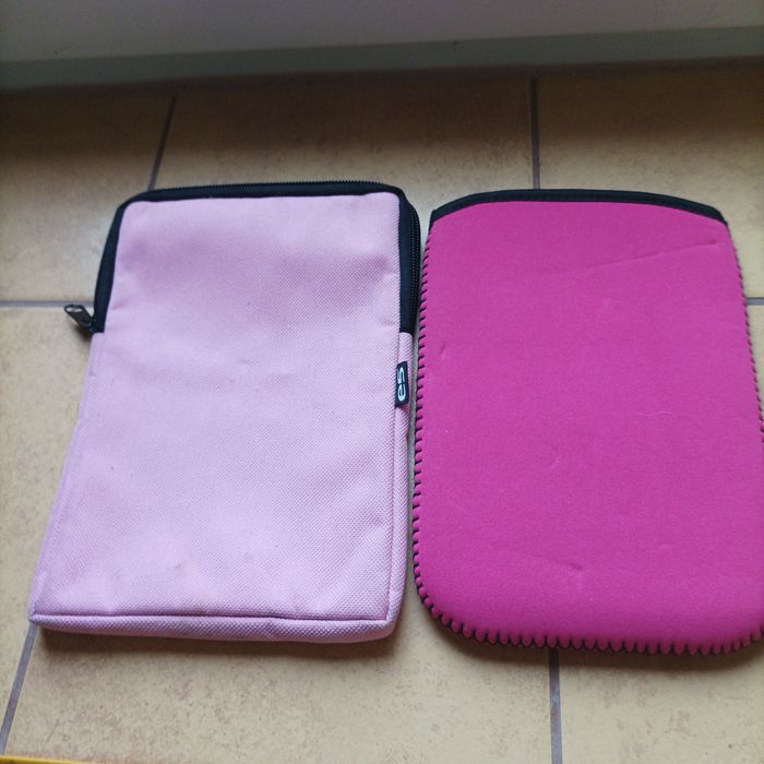 Pokrowce na tablety 2 sztuki