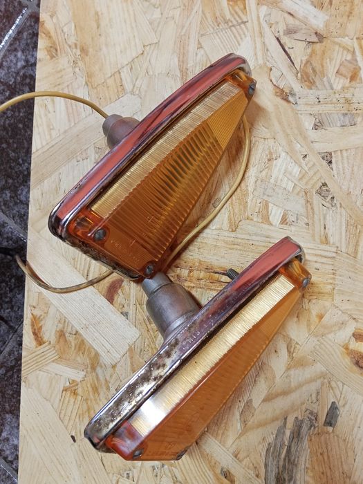 Продам повороти на москвич