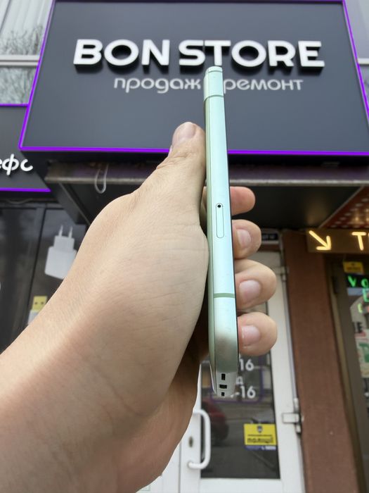 Google Pixel 8a 128gb Green. Neverlock