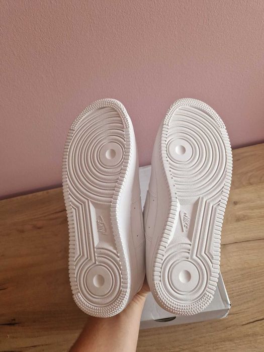 NIKE Air Force 1 07'Buty Sneakersy Sportowe r.43