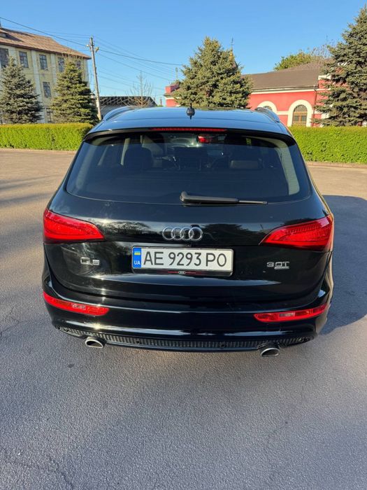 Продам Audi Q5 2012 года (рестайлинг, S-Line)