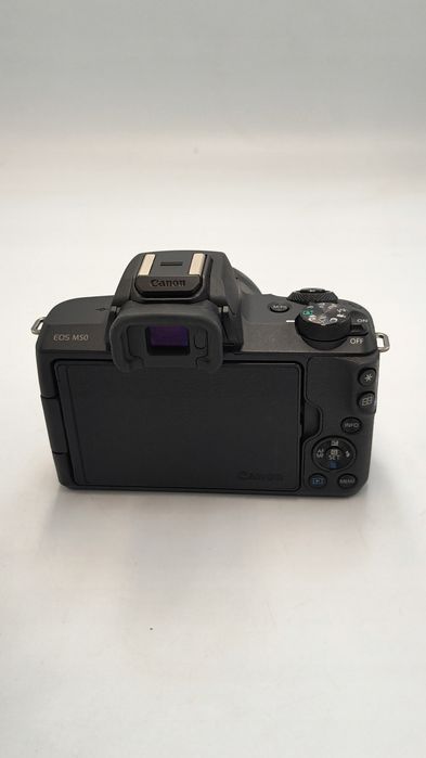 Aparat fotograficzny Canon EOS M50 15-45 STM zadbany + torba