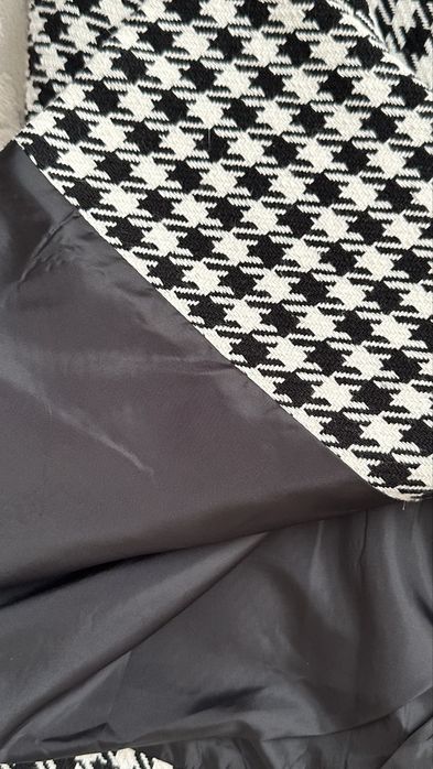 Жіночий твідовий піджак