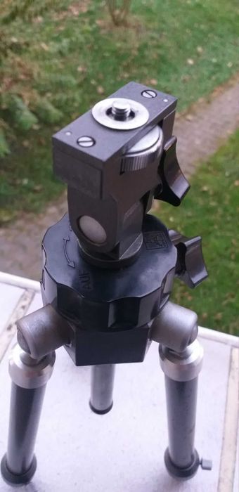 Stary statyw pentacon + dodatki