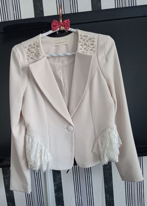 Пиджак женский. Размер  S.