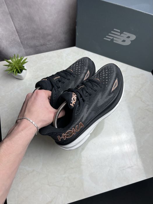 Кросівки Hoka Clifton 9 Розмір 41 Original Взуття