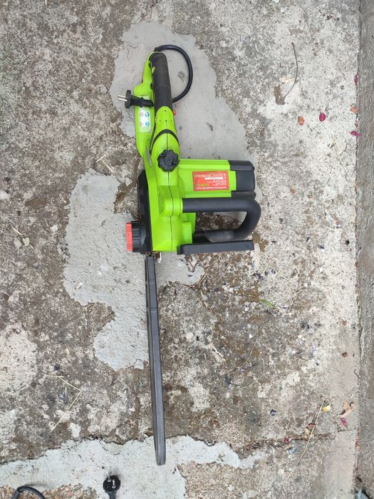 Продам електропилку