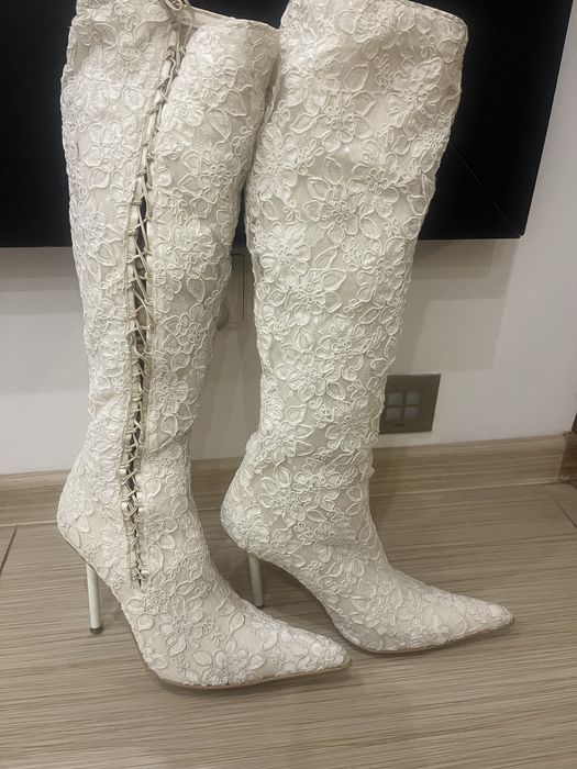 Sukienka ślubna kremowa