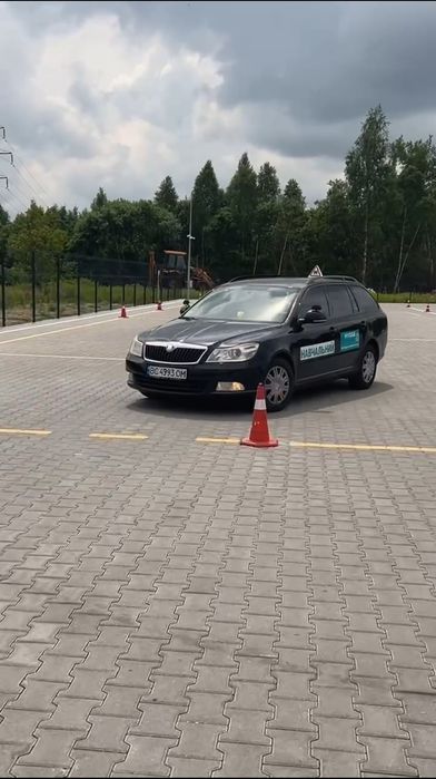 Інструктор з водіння. Механіка