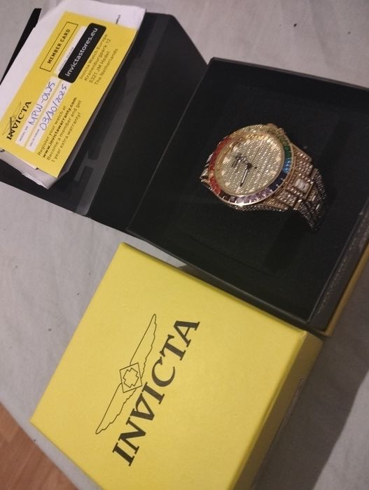 Invicta  montres prestige