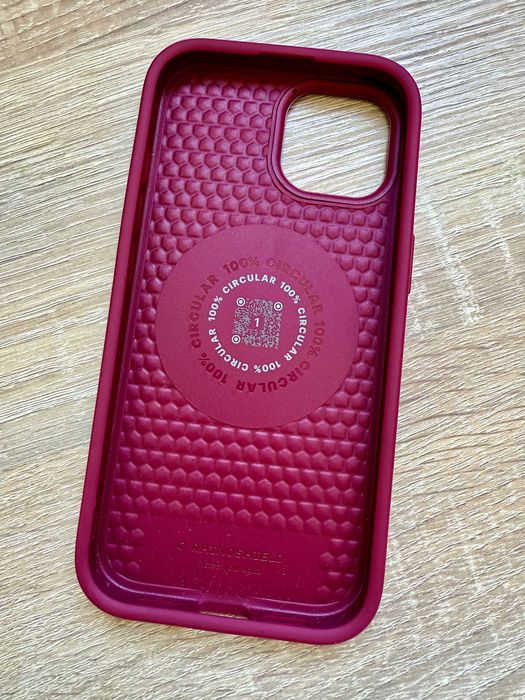 чехол RhinoShield для iPhone 15