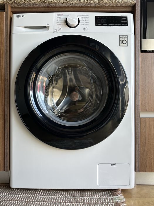 Maquina de lavar 9kg com garantia até 2028 - LG F4WR5009A6W