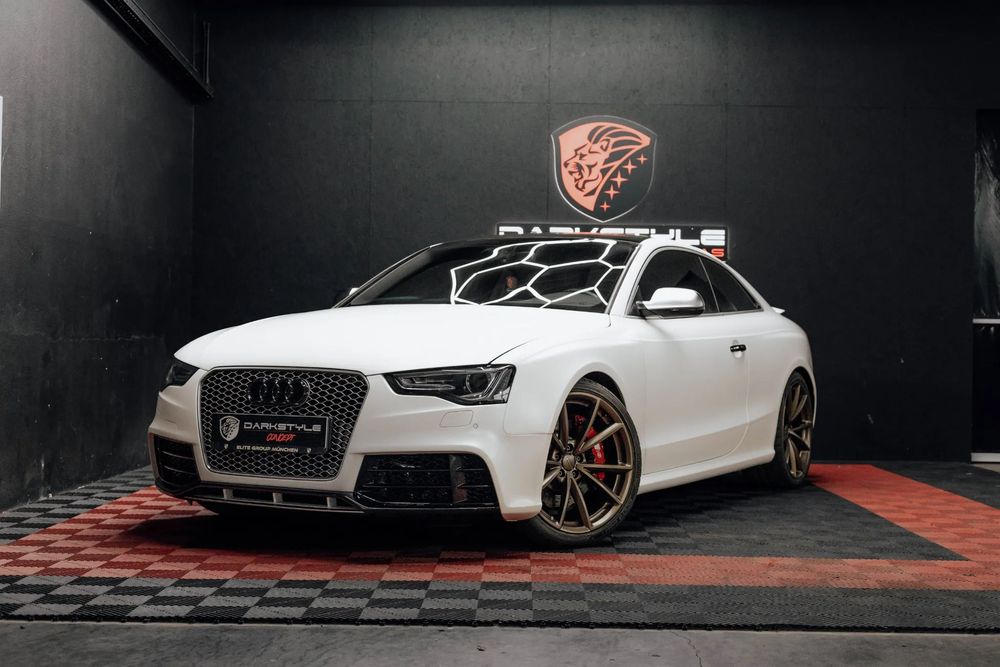 Audi RS5 4.2 FSi quattro