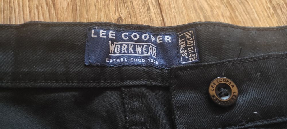 Męskie bojówki Lee Cooper