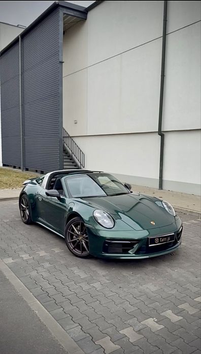 Wypożyczalnia . Wynajem . Renat a car