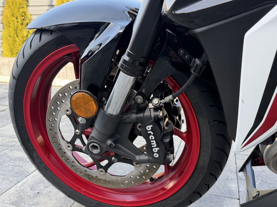 Suzuki gsx s 1000
