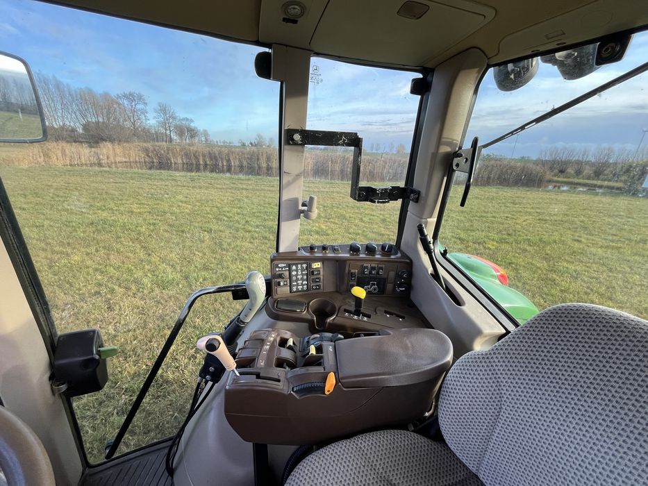 John Deere 6820, Tur Stoll, Przedni TUZ, Przedni WOM