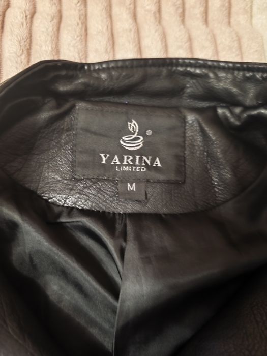 Куртка жіноча  стильна