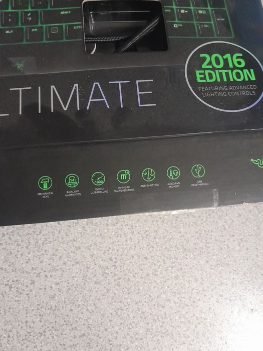 Teclado Blackwidow Ulimate Razer
