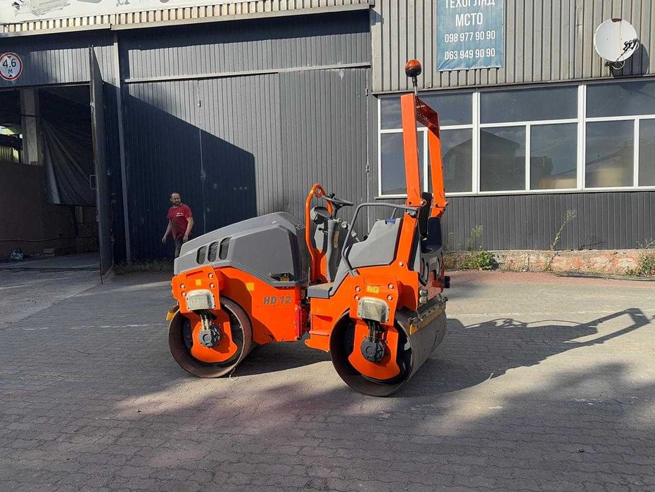 Продам каток HAMM HD12