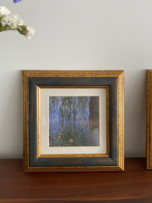 2 custom-made frames64752122917507121