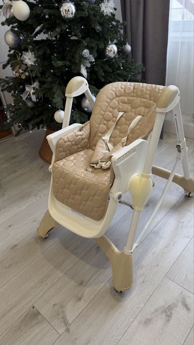 Стільчик для годування