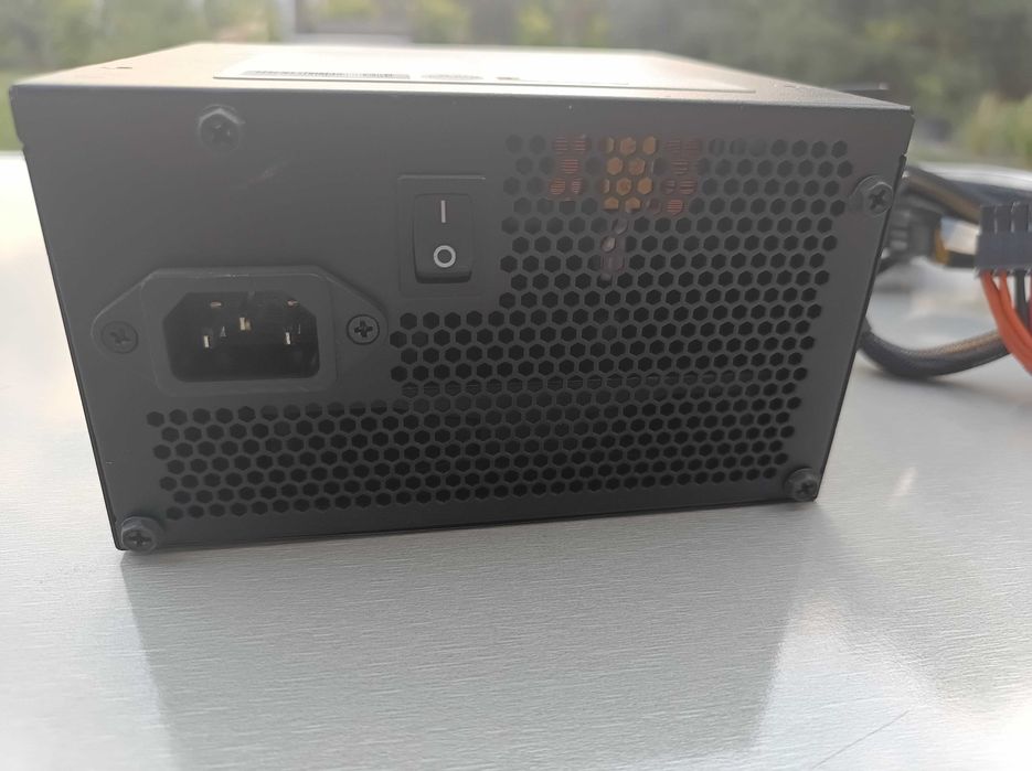 Zasilacz komputerowy Corsair VS650 650W 80 Plus