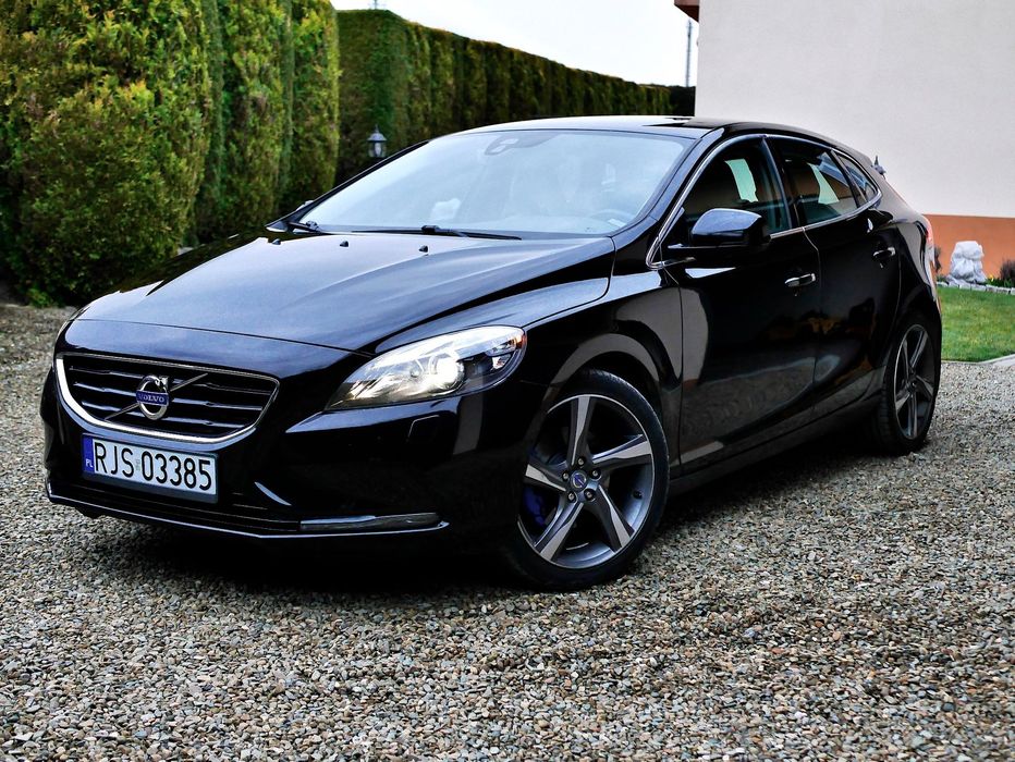 Volvo V40 Volvo v40 T3 salon polska Bixenon 18” benzyna niski przebieg