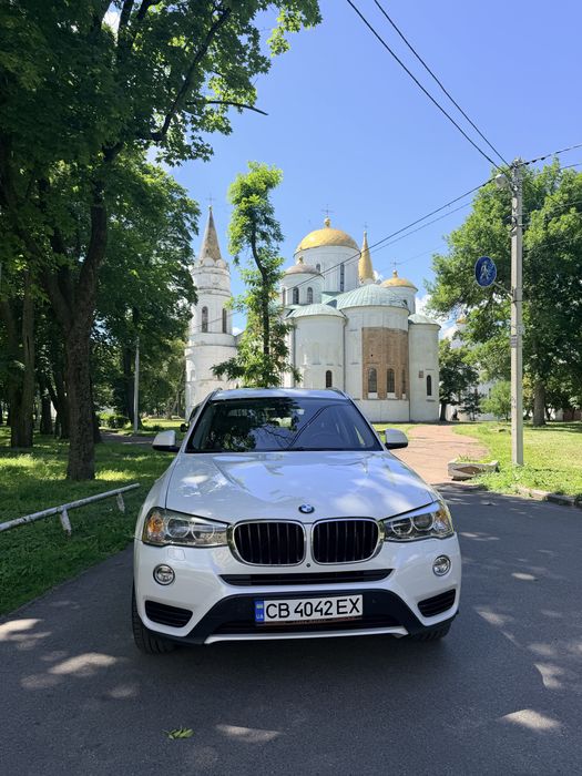 Оренда авто BMW X3 та Ford Mustang Mach-E, прокат авто, поїздки, трансфер