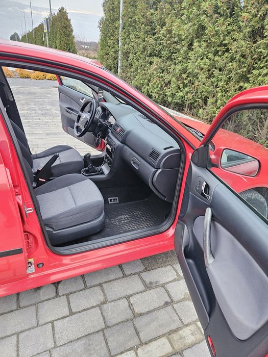 Продам Skoda Octavia 1.6 gaz