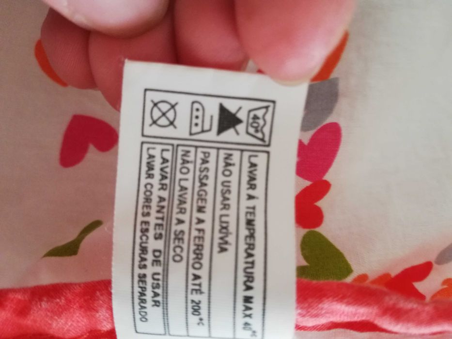Edredão de "dupla face" cama menina