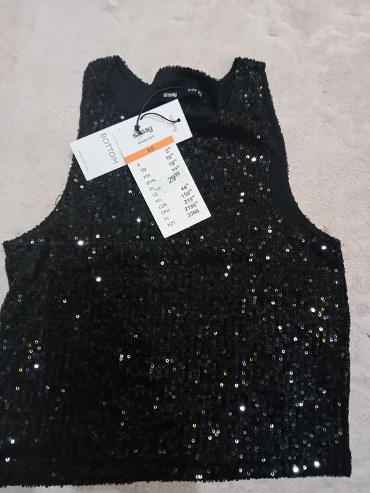 Nowy z metka top bluzka z cekinami Sinsay rozm XS