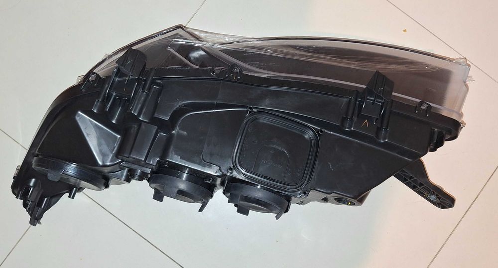 Farol Principal H7 Direito do Peugeot Boxer 2.2 2014!