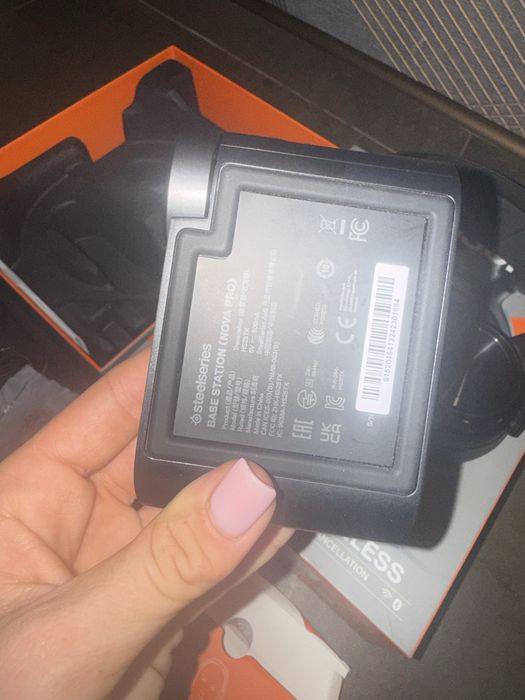 Бездротові навушникиSteelSeries Arctis Nova Pro Wireless Xbox