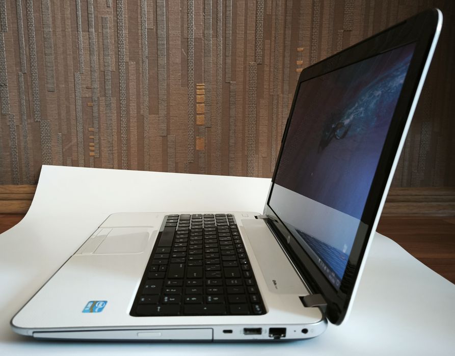 Ноутбук HP Pavilion 15-e039sc, intel core i3 3110m, 6GB ram