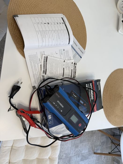 Зарядний пристрій 6/12V
