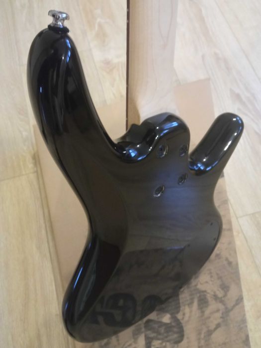 Bass Ibanez GSRM20L BK