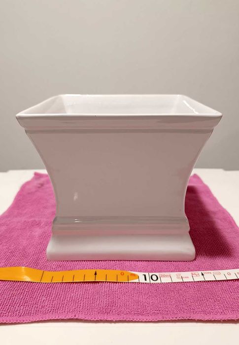 2 Vasos Quadrados Brancos para Jardim/Decoração