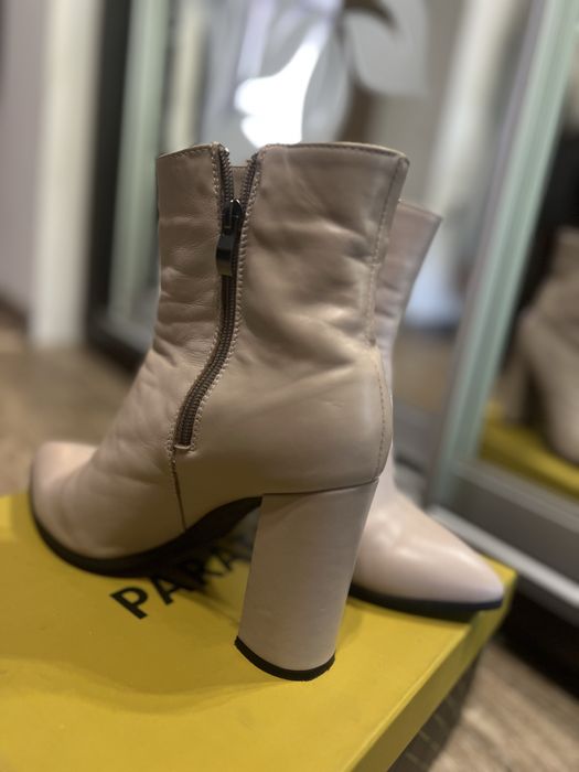 Женские кожаные ботильйоны