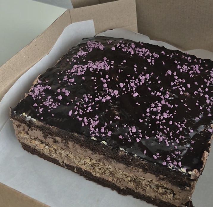 Пляцки на замовлення