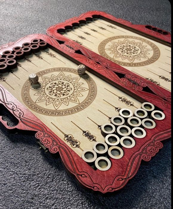 Лазерна різка - фанери, двп, хдф, акрилу, тканини, шкіри, картону.