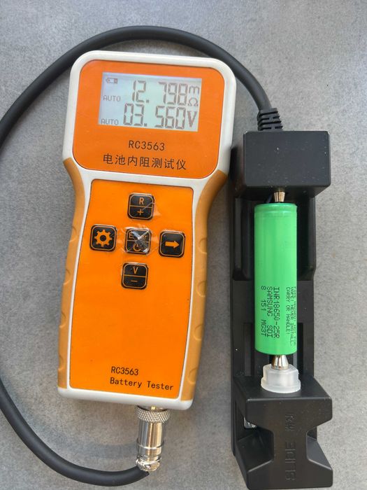 Akumulator ogniwo Li-on 18650 Samsung 25R 2500mAh 20A
